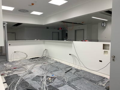 Labor- und Krankenhauseinrichtung