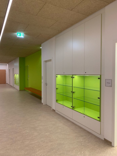 Wandverkleidungen und Maßschränke