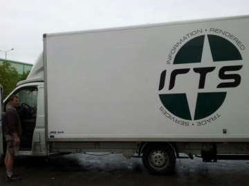 IRTS Küchentischler am Werk